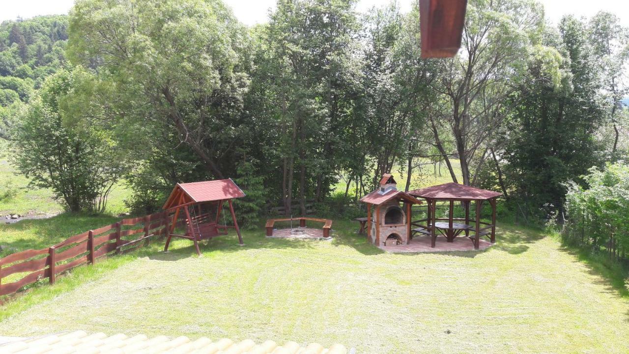 Hunor-Magor Vendeghaz Villa Izvoare  Dış mekan fotoğraf